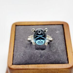 Vintage Adjustable Silvertone Faux Star Sapphire Blue Glass Gem Cabochon